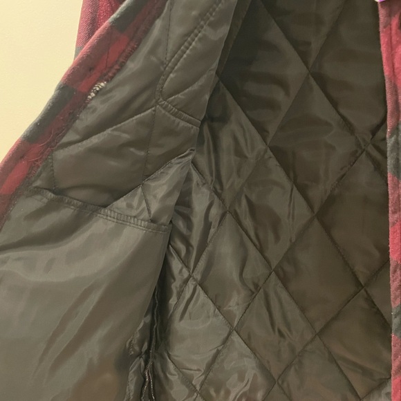 Men’s Quilted Flannel Jacket - Picture 8 of 9